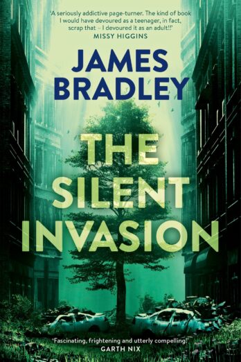 The Silent Invasion: The Change Trilogy 1