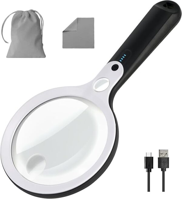 magnifying glass with light
