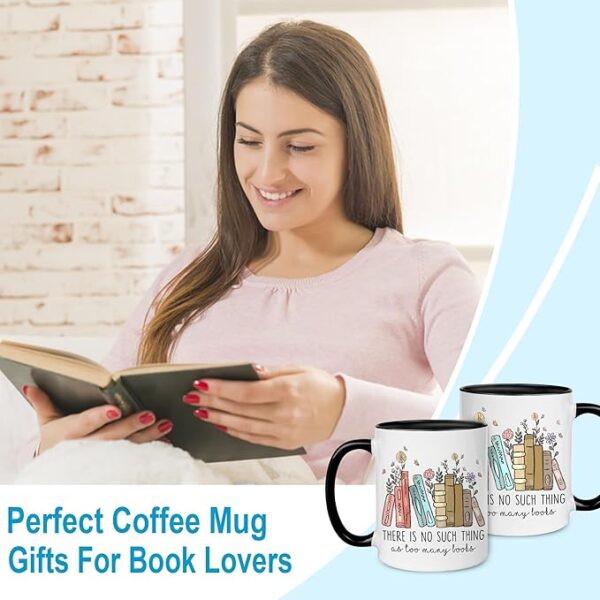 Hyturtle book lover coffee mug while reading