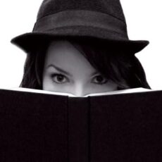 Lynette Noni profile image